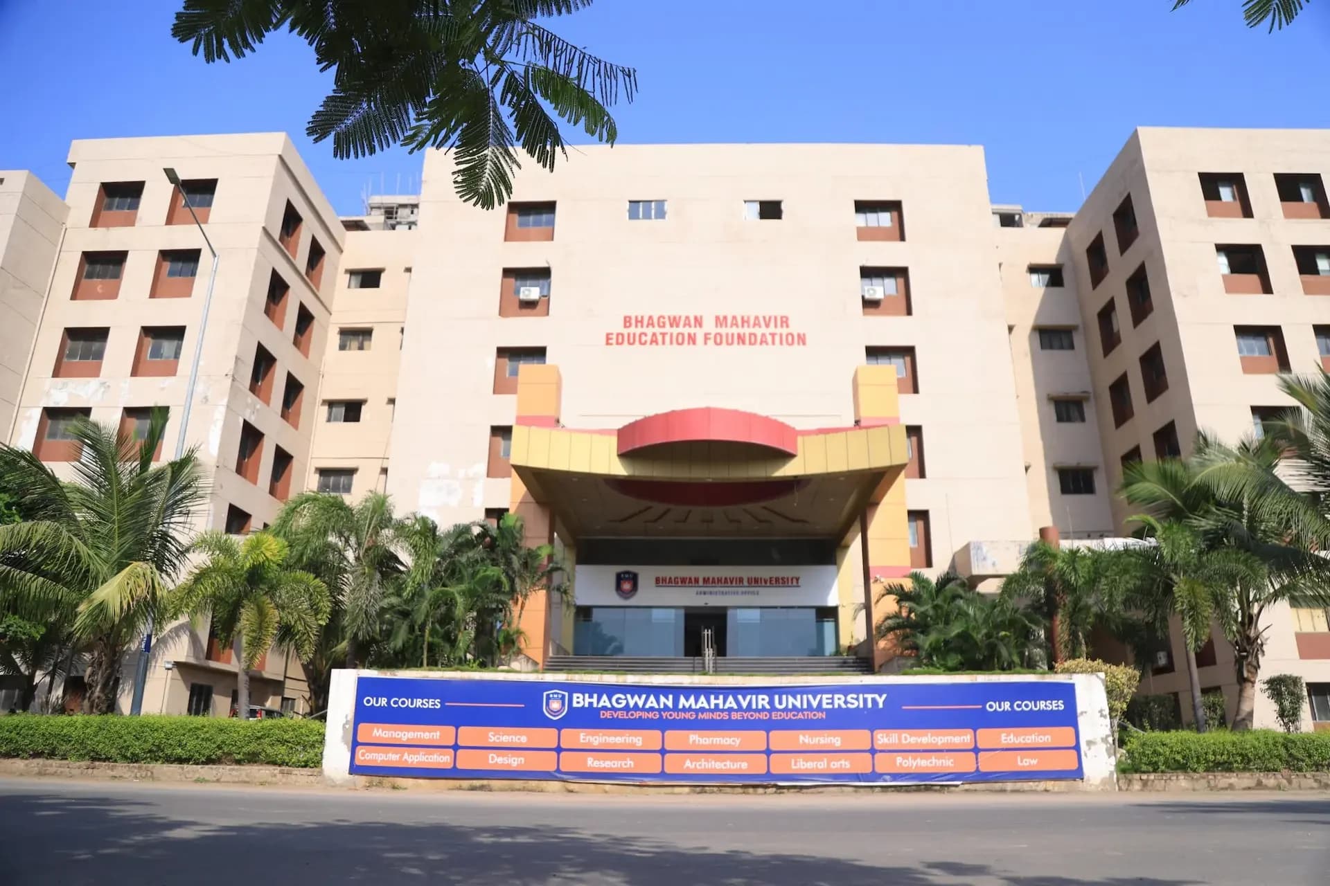 Bhagwan Mahavir University image